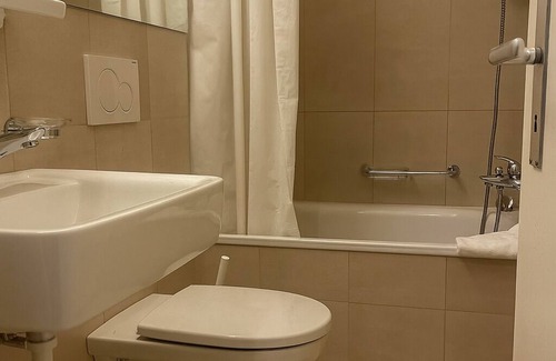Martigny Hotel | Hôtel de la Poste - Center City