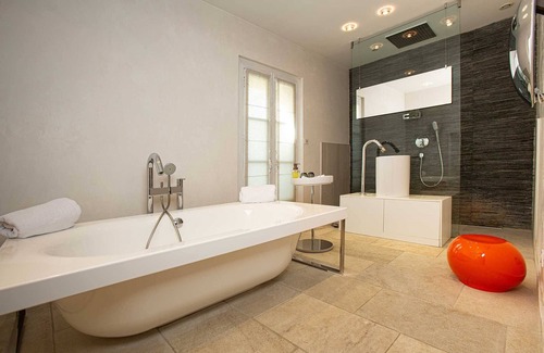 Laverune Hotel | Hôtel Domaine de Biar