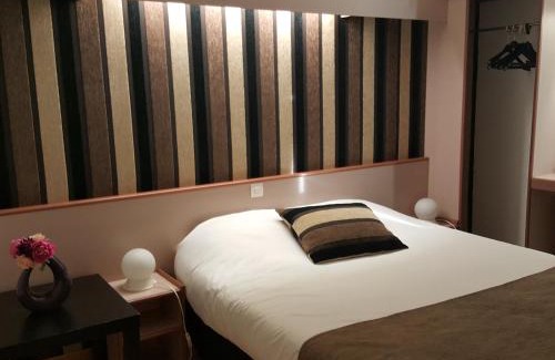 Magnanville Hotel | Hôtel Eclipse