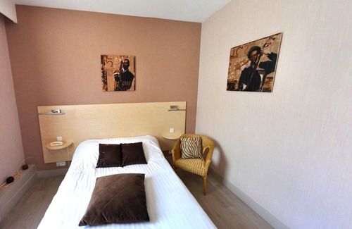 Mayenne Hotel | Hôtel la Croix Couverte