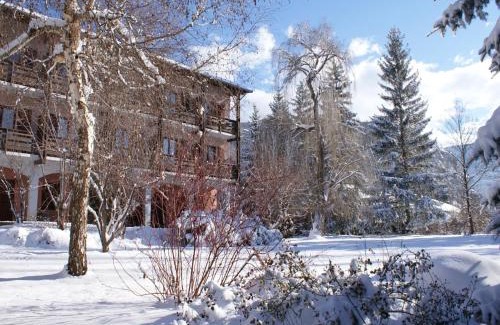 Eygliers Hotel | Hôtel Lacour