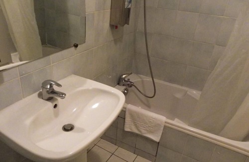 Le Puy-en-Velay Hotel | Hôtel le Bilboquet