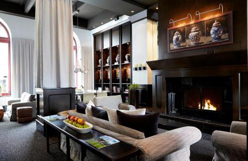 Lower Town Hotel | Hôtel Le Germain Québec