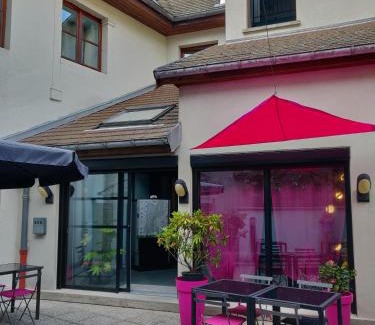 Moirans-en-Montagne Hotel | Hôtel Le Lacuzon