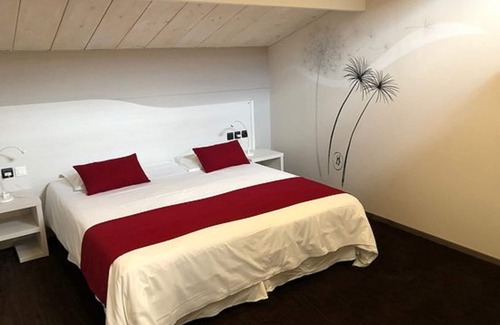 Tallard Hotel | Hôtel Le Mas d'Estello