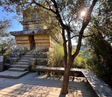 Uzes Hotel | Hôtel Le SAINT-GENIÈS