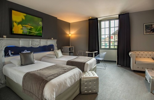 Beaulieu-sur-Dordogne Hotel | Hôtel Le Turenne