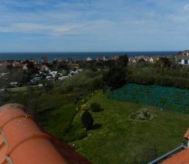 Wissant Hotel | Hôtel Le Vivier WISSANT - Vue Mer - Côte d'Opale - Baie de Wissant - 2CAPS