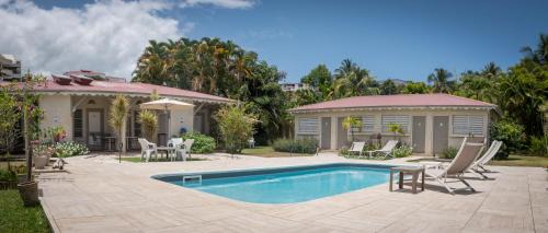 Perinet Hotel | Hôtel Les Bananiers