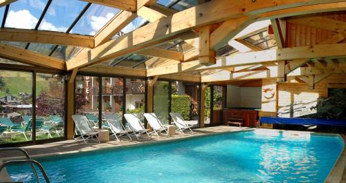 Morzine Hotel | Hôtel Les Côtes, Résidence Loisirs et Chalets