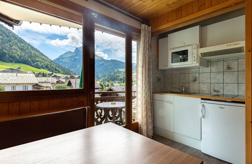 Morzine Hotel | Hôtel Loisirs Les Côtes, Résidence et Chalets