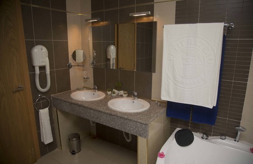 Conakry Hotel | Hôtel Petit Bateau