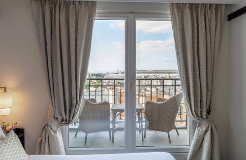 Saint-Thomas-d'Aquin Hotel | Hôtel Pont Royal