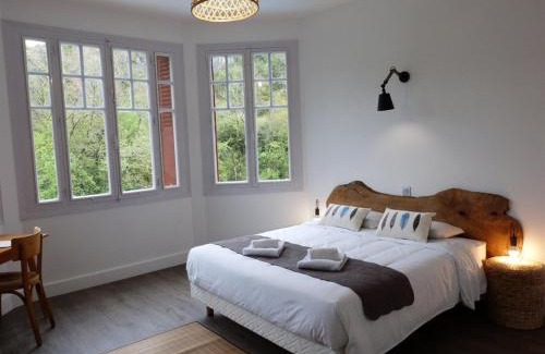 Cabrerets Hotel | Hôtel Restaurant des Grottes du Pech Merle