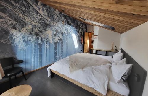 La Sagne Hotel | Hôtel-Restaurant Le Cochon Rose