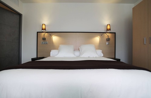 Le Rove Hotel | Hôtel Restaurant les Pielettes