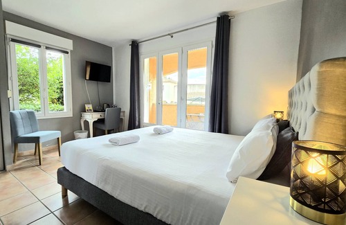 Uzes Hotel | Hôtel Saint Geniès