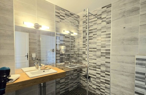 Uzes Hotel | Hôtel Saint Geniès