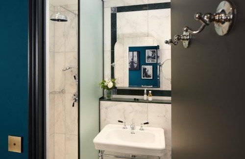 Saint-Thomas-d'Aquin Hotel | Hôtel Saint Germain