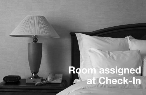 Les Rivieres Hotel | Hôtel & Suites Normandin Québec