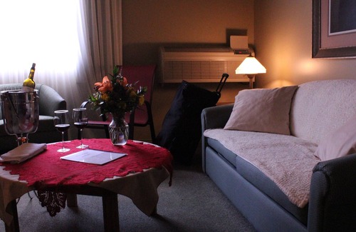 Asbestos Hotel | Hôtel Val-des-Sources