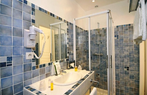 Guerrevieille Hotel | Hôtel Villa des Anges