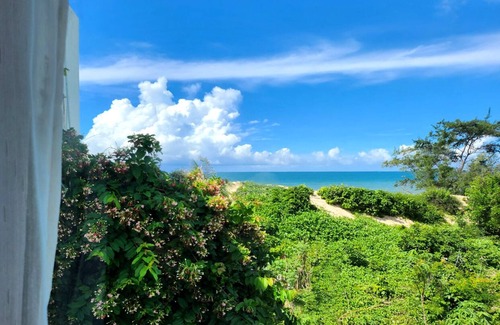 Ham Tan Villa | Hồ Lân Retreat - Beachfront Villa 4BRS with Private Pool