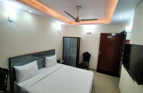 East of Kailash Bed & Breakfast | H D stay