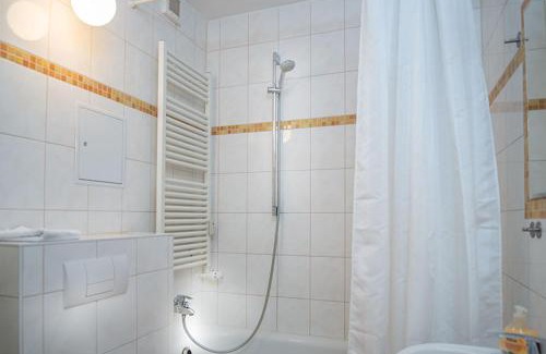 Greifswald Apartment | H&H Apartments im Herzen der Stadt teilweise mit Balkon ruhig zentral modern mit Küche