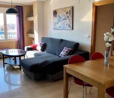 Beiro Apartment | H&H Suite Train Station Apartament