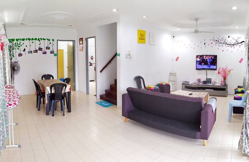 Sibu House | H Homestay