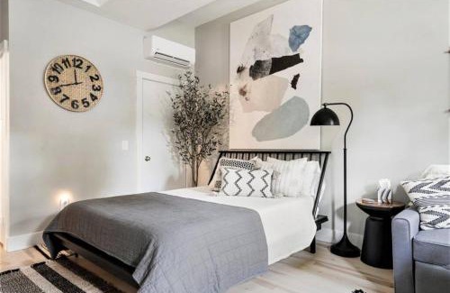 Traverse City House | H Studio Close to Downtown, Beaches and Wineries
