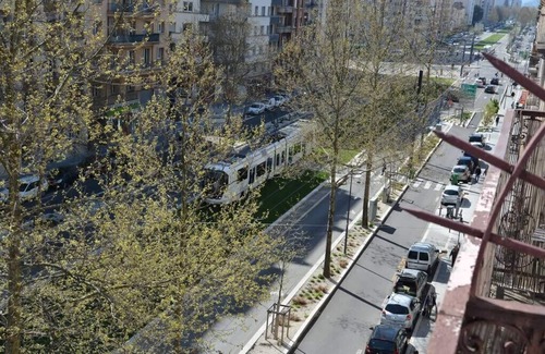 Quartier Chorier-Berriat Apartment | #H0 | Le Jaurès 🍊| T2 fully equipped | Balcony, wifi