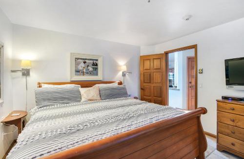 Avalon House | H177 - Hamilton Cove Villa 1-77