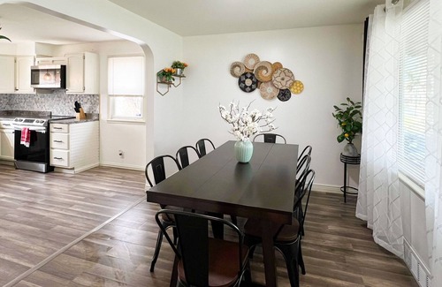 Niagara Falls House | H2O Haven: 5 mins To Niagara Falls
