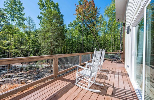 Bynum Cabin | H2O Oasis Tree House