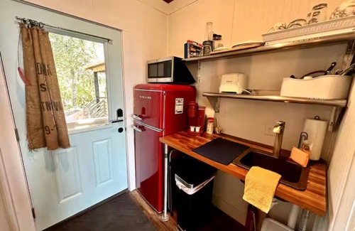 Kitty Hawk Apartment | H2OMG - WIE Houses - Pod Messi