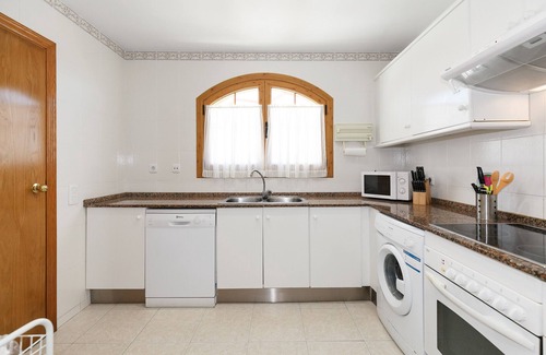 L'Hospitalet de l'Infant Ski Chalet | H308-332 UHC ARENAL FAMILY COMPLEX