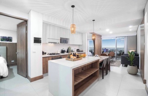 Granada Apartment | H506 - Balcony, Views & Rooftop Pool Near Granada