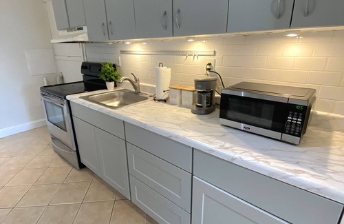 Stamford Apartment | HA1: Cozy 1 BR Apartment in Stamford