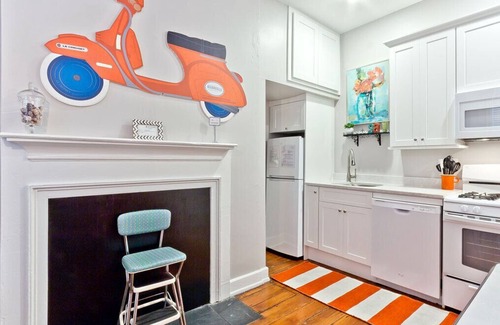 Historic District - North Apartment | Habersham 2