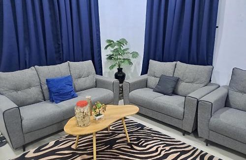 Kawasan Perindustrian Chendering House | Habib Homestay