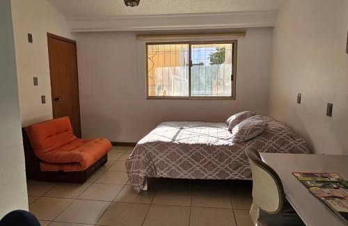 Zapopan House | Habitación 3 CHAPALA