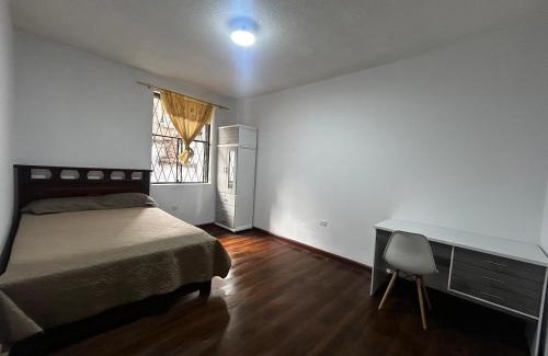 San Juan House | Habitación cómoda en Quito