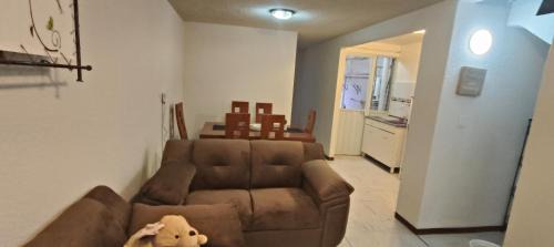 Coacalco de Berriozabal House | Habitación con servicos de TV premuim