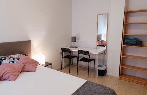 Doctor Barraquer-Grupo Renfe-Policlinico House | Habitación doble ALAMEDA CENTRO MACARENA