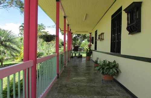 Montenegro Apartment | Habitación Familiar con baño privado - Finca Palma Soriano