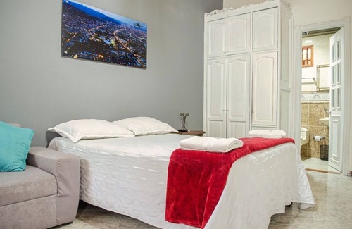 Cali House | Habitación Privada en Casa - Limonar, Cali