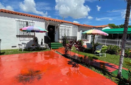 West Little Havana House | Habitacion Centrica Calle 8 Miami (2)