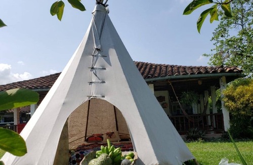 Ginebra Other | HABITACION PARA 4 PERSONAS - Ginebra glamping a 10 minutos de ginebra.